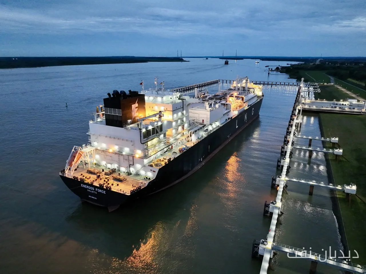 ورود واحد ذخیرهسازی و بازگازسازی شناور Energos Force به ترمینال LNG استاده