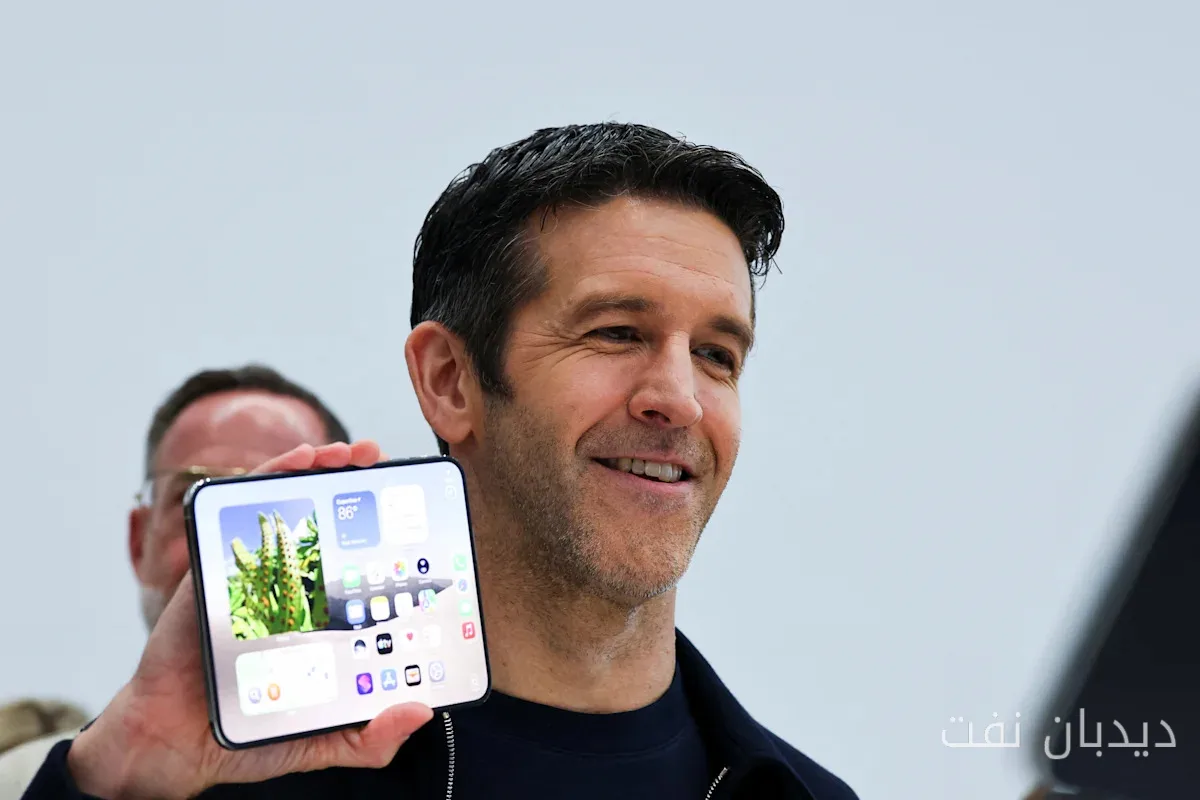 Apple's Foldable iPhone Introduced; A Wake-Up Call for the Future of Technology!