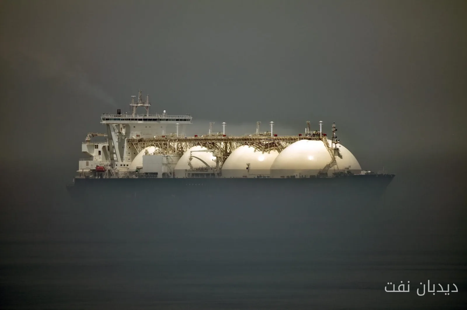 افزایش واردات LNG اروپا در پی بحران تنگه هرمز