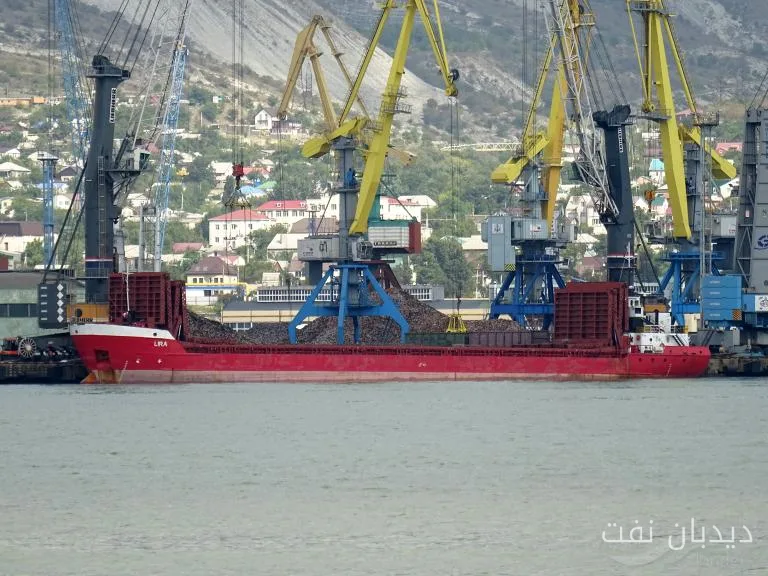 نفتکش MV Lira به دلیل عدم تعمیر در یونان از بنادر اروپا منع شد